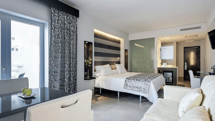 Barceló Hamilton Menorca - Adults Only